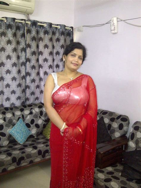 saree aunty nude|Free Saree Desi Porn Videos